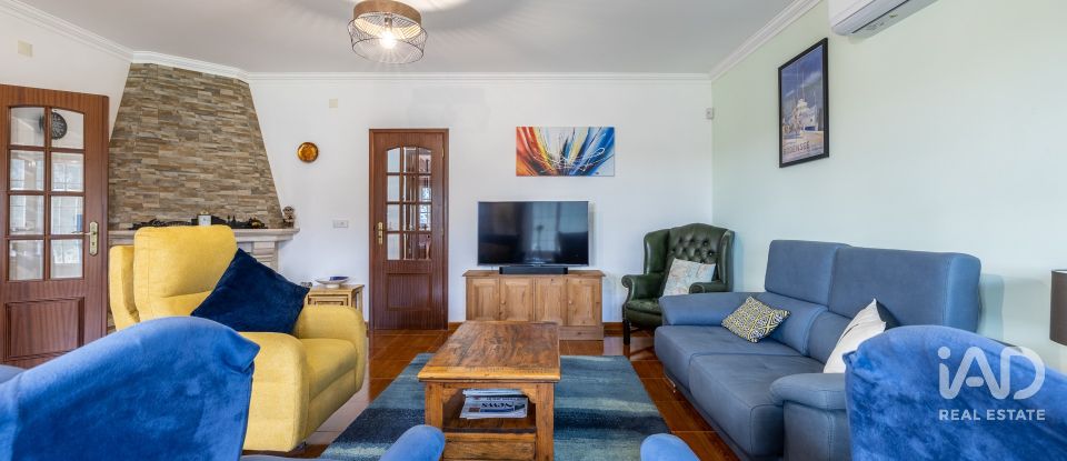 Maison T3 à Caldas da Rainha - Santo Onofre e Serra do Bouro de 135 m²