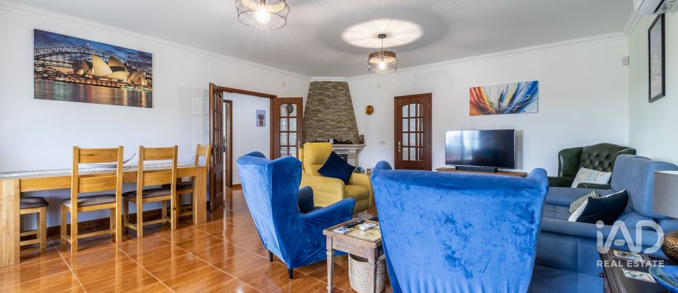 Maison T3 à Caldas da Rainha - Santo Onofre e Serra do Bouro de 135 m²