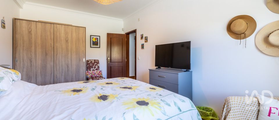 Maison T3 à Caldas da Rainha - Santo Onofre e Serra do Bouro de 135 m²