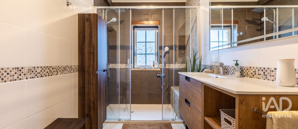 Maison T3 à Caldas da Rainha - Santo Onofre e Serra do Bouro de 135 m²