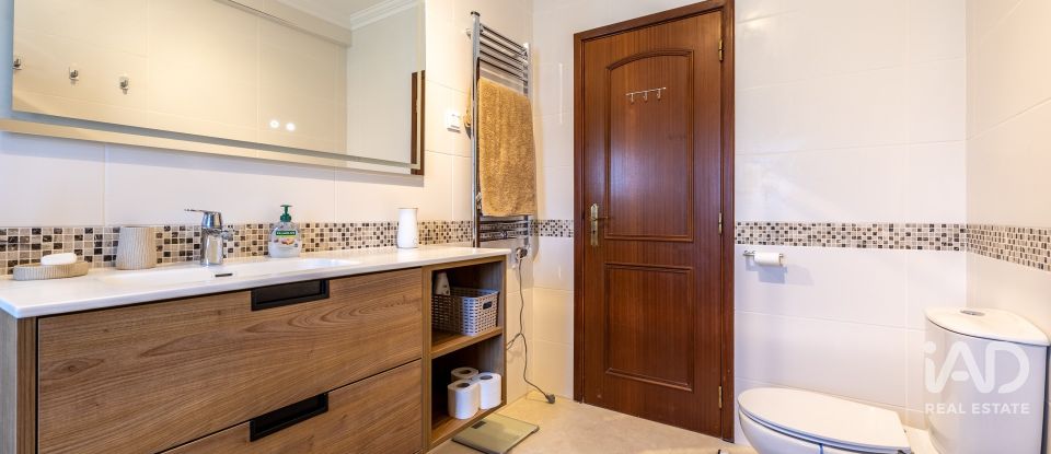 Maison T3 à Caldas da Rainha - Santo Onofre e Serra do Bouro de 135 m²