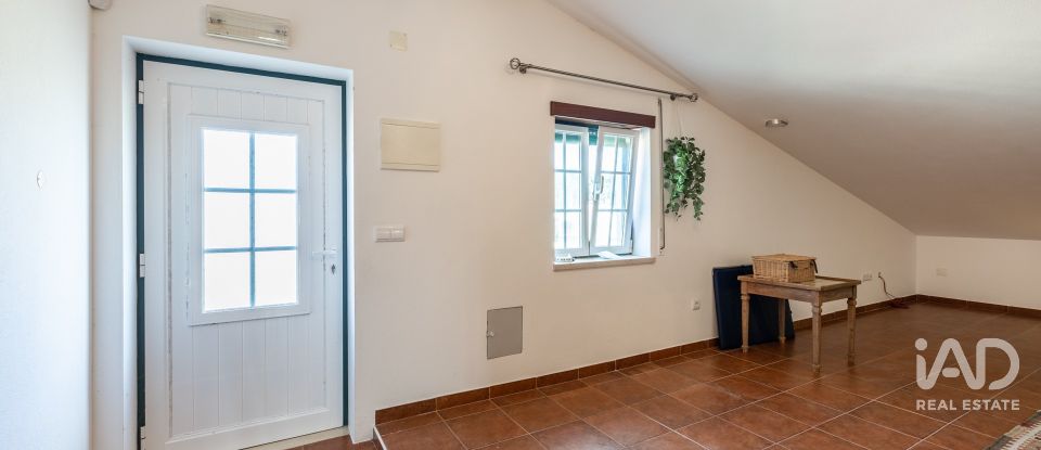 Maison T3 à Caldas da Rainha - Santo Onofre e Serra do Bouro de 135 m²