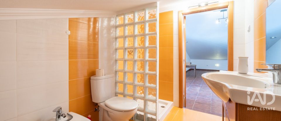 Maison T3 à Caldas da Rainha - Santo Onofre e Serra do Bouro de 135 m²