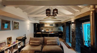 Maison T2 à Ribeiras de 175 m²