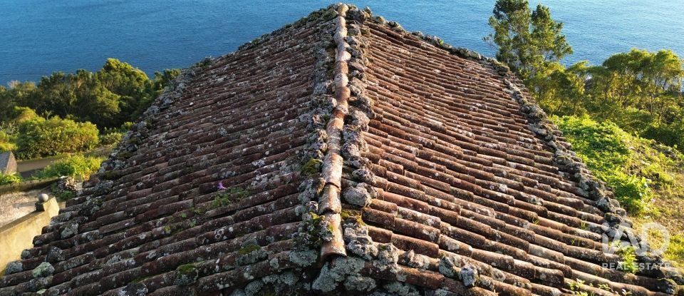 Maison T2 à Ribeiras de 175 m²