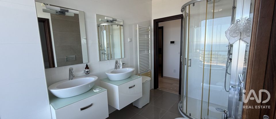 Maison T3 à Famalicão de 156 m²