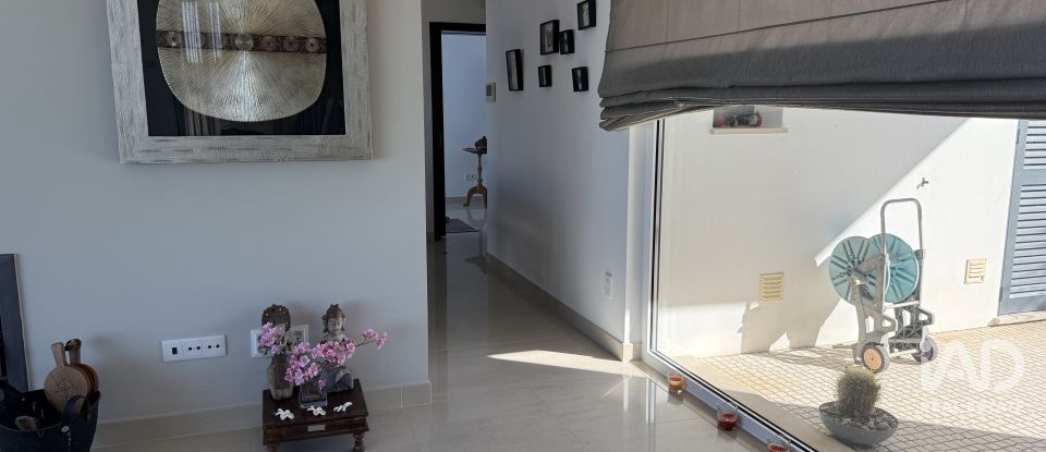 Maison T3 à Famalicão de 156 m²