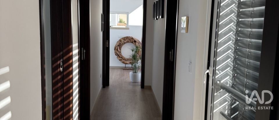 Maison T3 à Famalicão de 156 m²