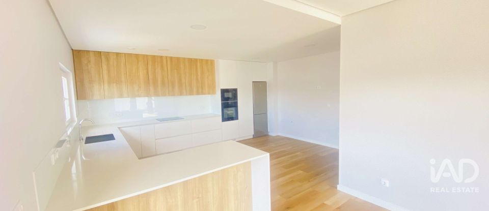 Maison T4 à Ericeira de 139 m²