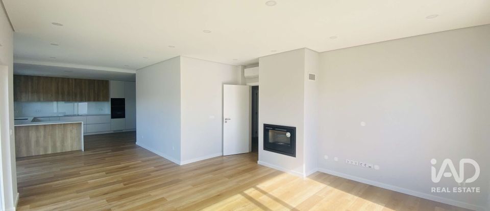 Maison T4 à Ericeira de 139 m²