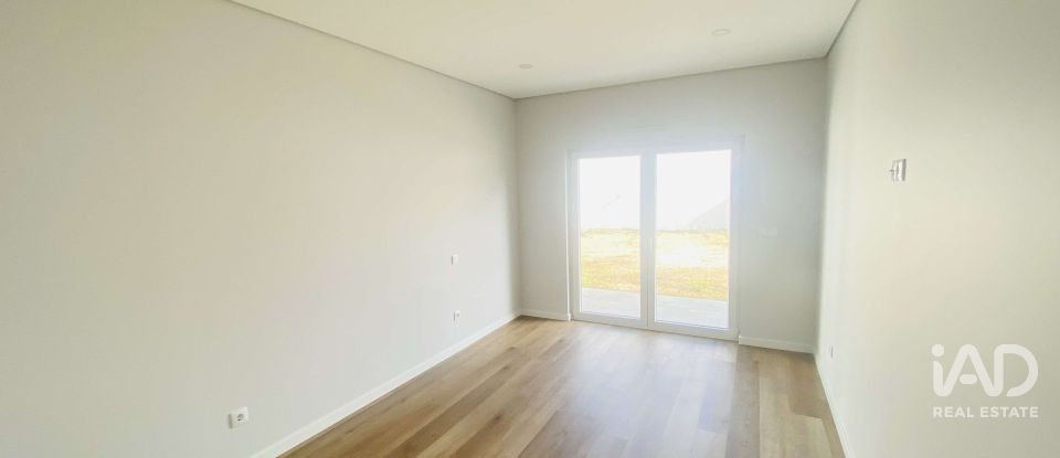 Maison T4 à Ericeira de 139 m²