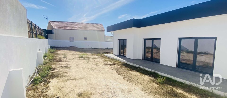 Maison T4 à Ericeira de 139 m²