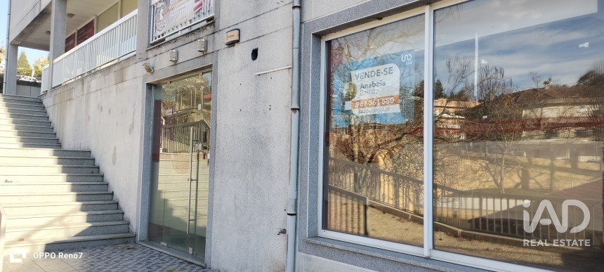 Boutique/Local commercial à Fervença de 442 m²