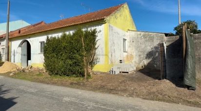 Maison rustique T3 à Monte Real e Carvide de 136 m²
