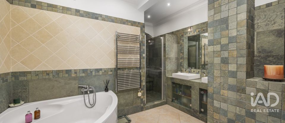 Quinta T4 em Santa Bárbara de Nexe de 400 m²