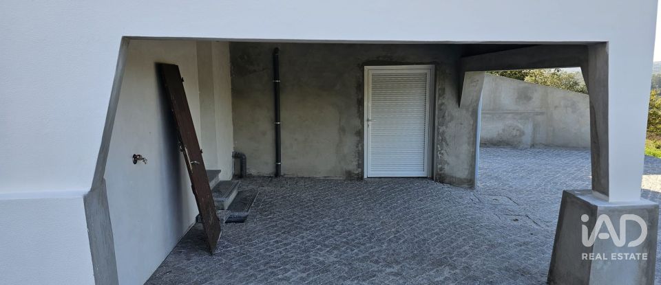 Moradia T3 em Cabreiros e Albergaria da Serra de 140 m²