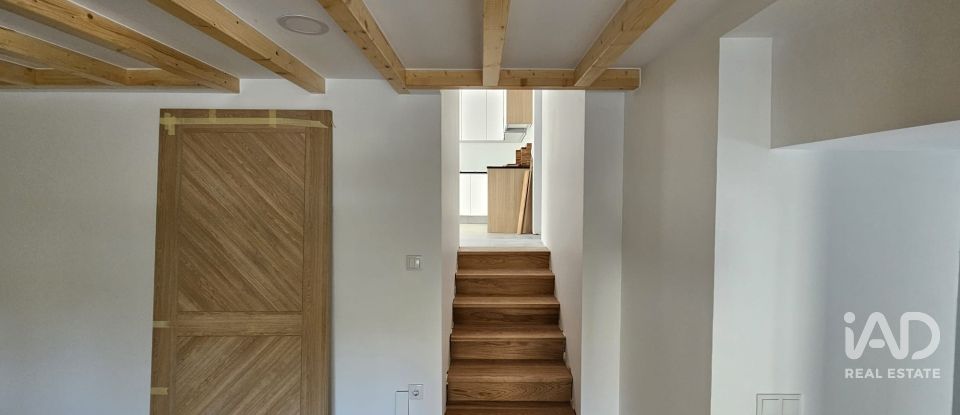 Moradia T3 em Cabreiros e Albergaria da Serra de 140 m²