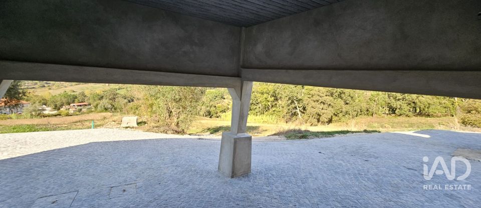 Moradia T3 em Cabreiros e Albergaria da Serra de 140 m²