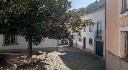 Maison T5 à Benfeita de 156 m²