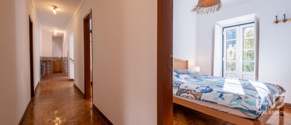 House T5 in Benfeita of 156 m²