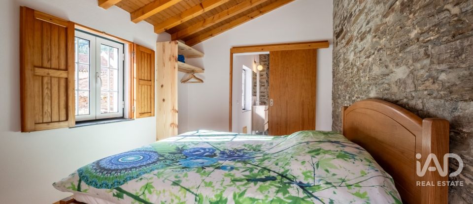 House T5 in Benfeita of 156 m²