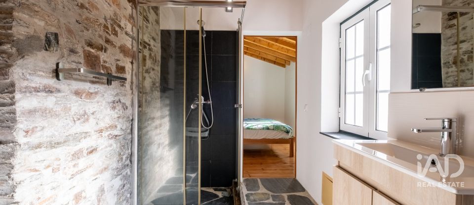 House T5 in Benfeita of 156 m²