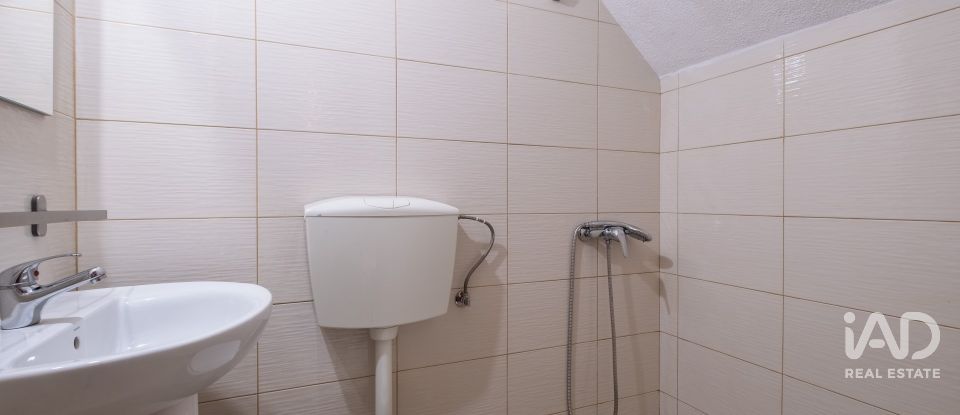 House T5 in Benfeita of 156 m²