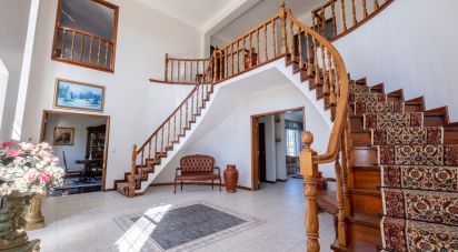 Maison T4 à Figueira de Lorvão de 691 m²