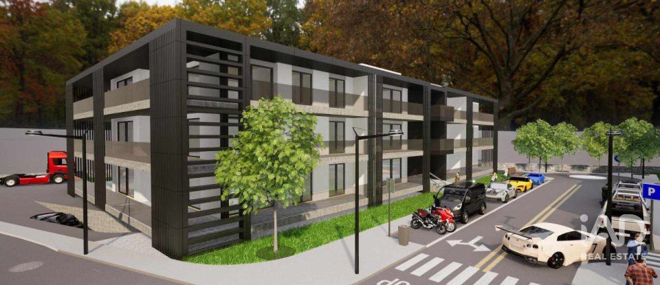 Apartamento T3 em Prado e Remoães de 84 m²