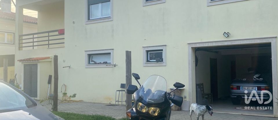 Moradia T3 em Bustos, Troviscal e Mamarrosa de 133 m²