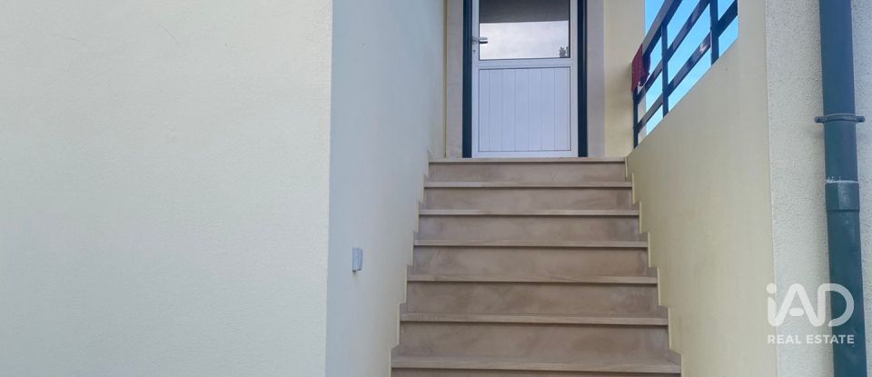 Moradia T3 em Bustos, Troviscal e Mamarrosa de 133 m²