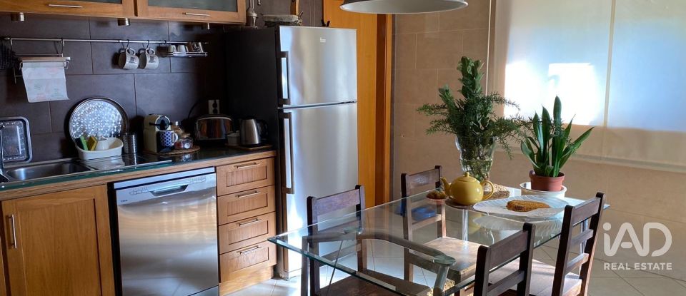 Moradia T3 em Bustos, Troviscal e Mamarrosa de 133 m²