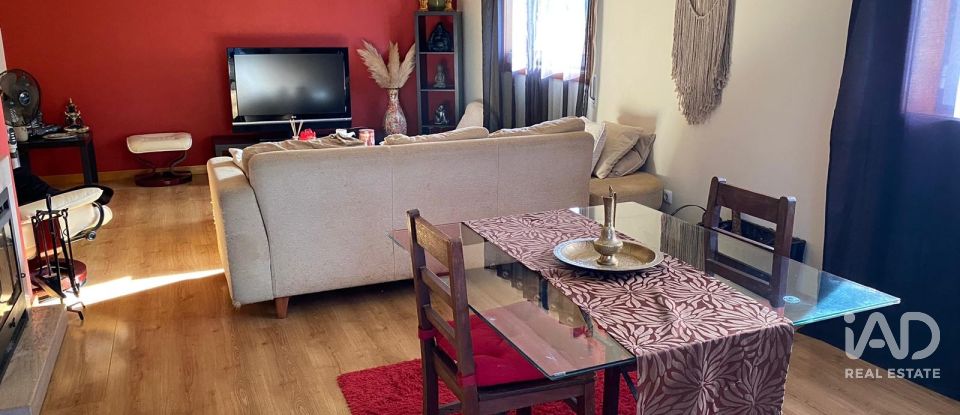 Moradia T3 em Bustos, Troviscal e Mamarrosa de 133 m²