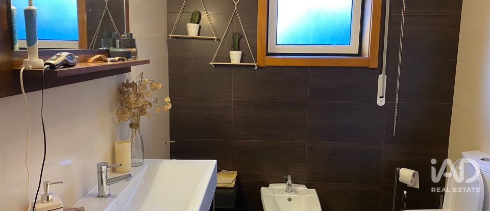 Moradia T3 em Bustos, Troviscal e Mamarrosa de 133 m²