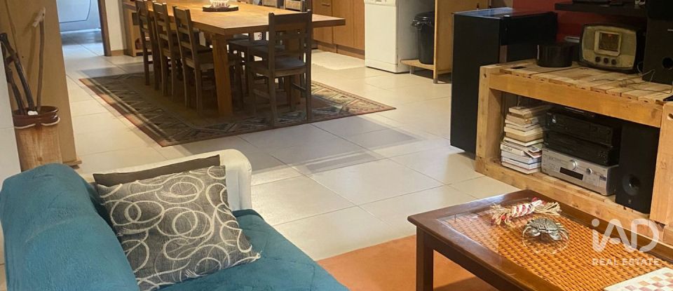 Moradia T3 em Bustos, Troviscal e Mamarrosa de 133 m²