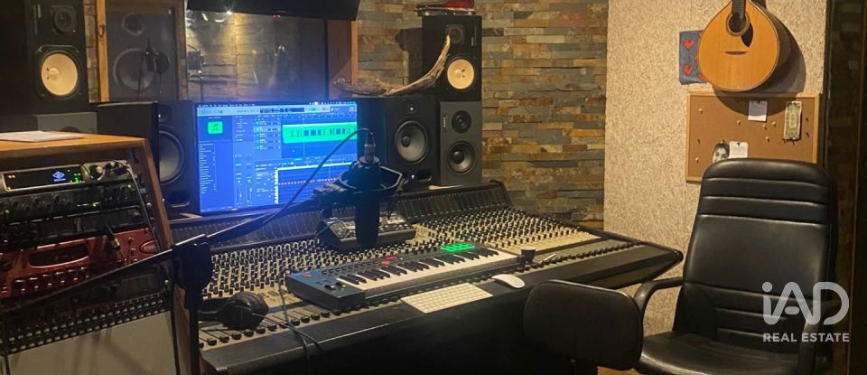 Moradia T3 em Bustos, Troviscal e Mamarrosa de 133 m²