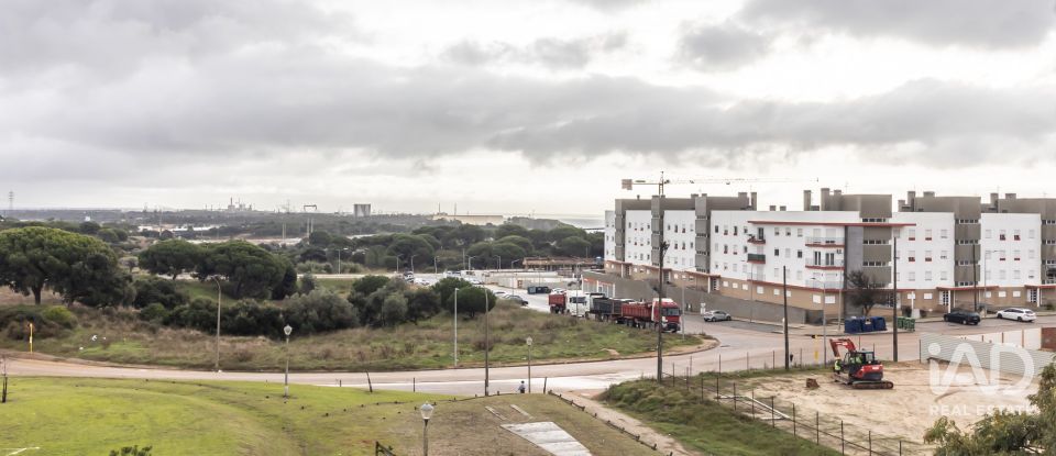 Apartamento T3 em Setúbal (São Sebastião) de 102 m²