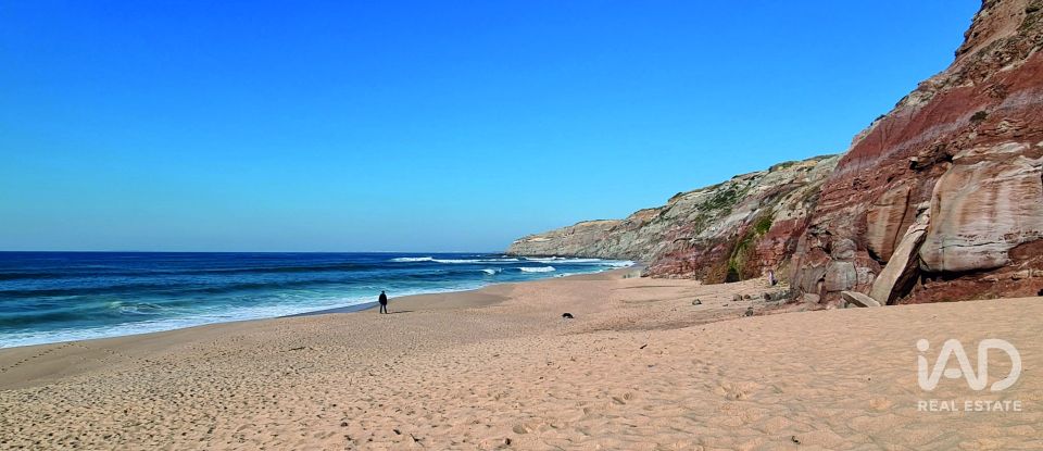 Terreno urbano em Campelos e Outeiro da Cabeça de 1 268 m²