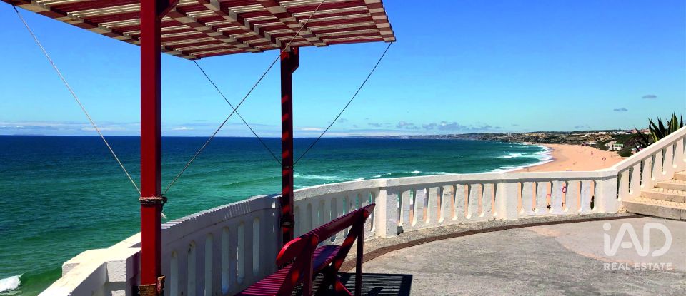 Terreno urbano em Campelos e Outeiro da Cabeça de 1 268 m²
