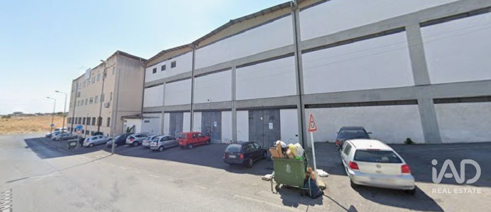 Hangar em Camarate, Unhos e Apelação de 2 150 m²