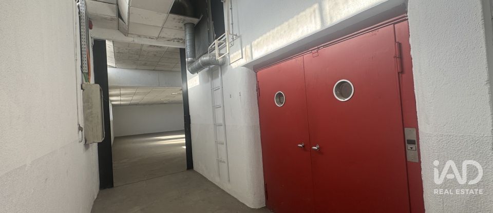 Hangar em Camarate, Unhos e Apelação de 2 150 m²