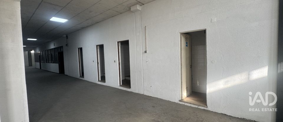 Hangar em Camarate, Unhos e Apelação de 2 150 m²