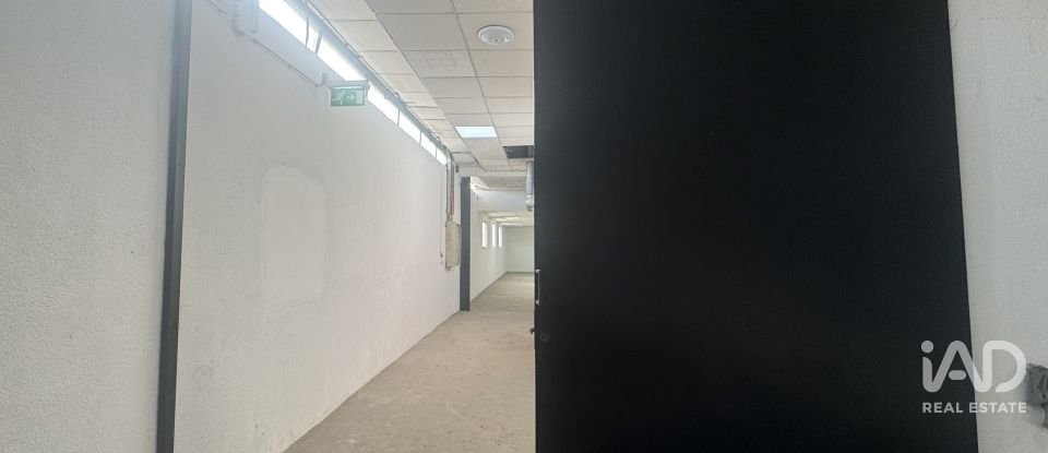 Hangar em Camarate, Unhos e Apelação de 2 150 m²