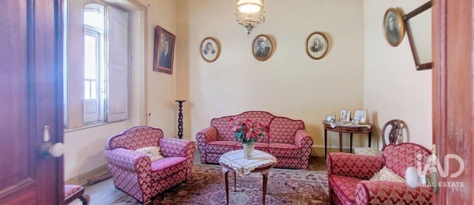 House T5 in Paderne of 160 m²