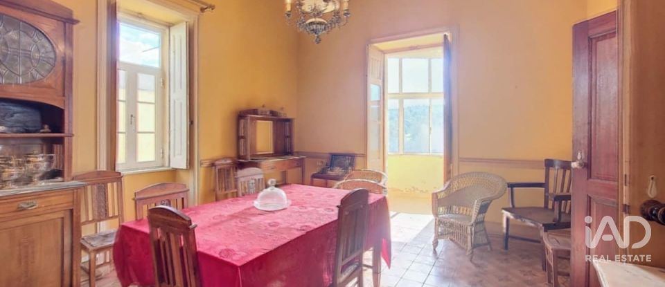 House T5 in Paderne of 160 m²