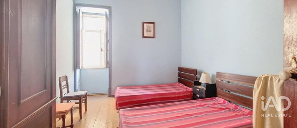 House T5 in Paderne of 160 m²