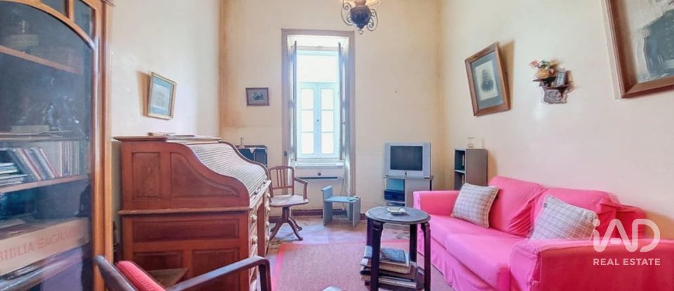 House T5 in Paderne of 160 m²