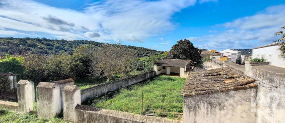 House T5 in Paderne of 160 m²