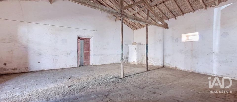 House T5 in Paderne of 160 m²