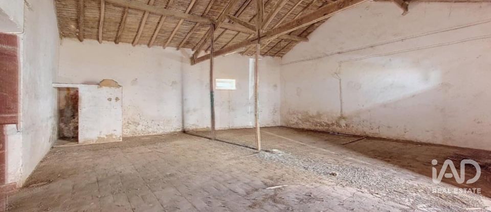 House T5 in Paderne of 160 m²